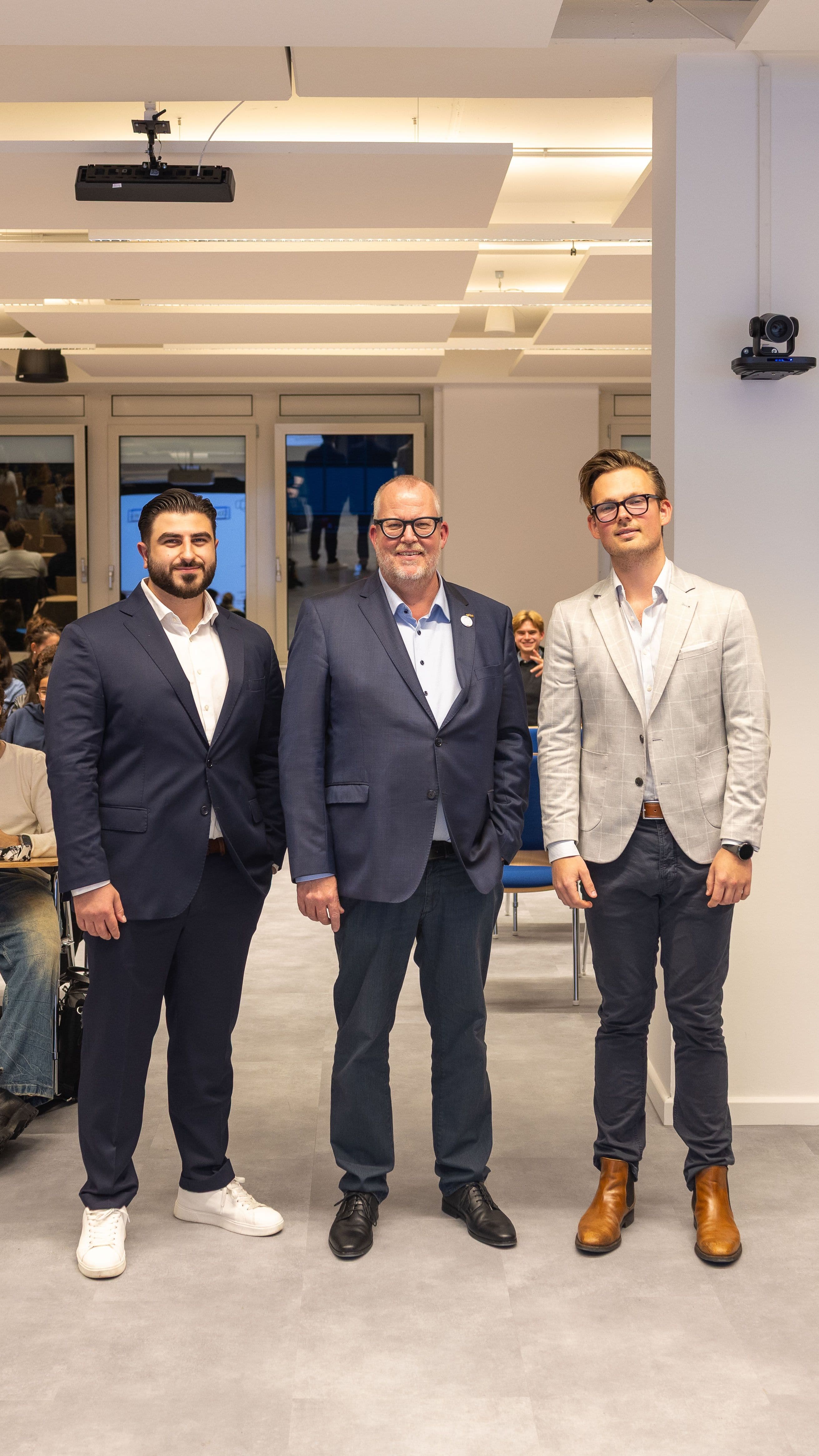 hilipp Richter, Dr. Aref Hesso und Hon.-Prof. Dr. Michael Klein bei der UMFST-UMCH